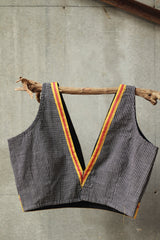 Sleeveless Blouse | Patteda Anchu | Noir with Yellow