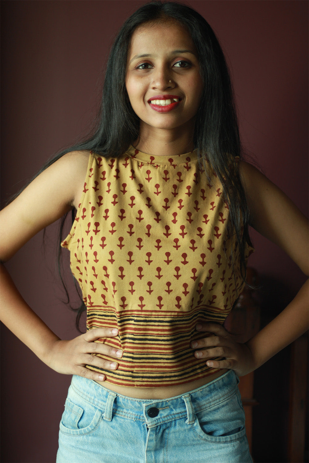 Kirgiti | Stretchable Blouse / Crop Top | High Neck | Beige Maroon Stripe Dabu