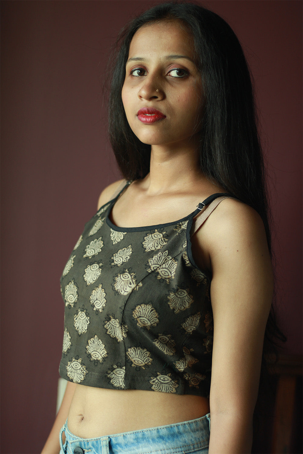 Kirgiti | Stretchable Blouse / Crop Top | Spaghetti | Brownish Boota Dabu