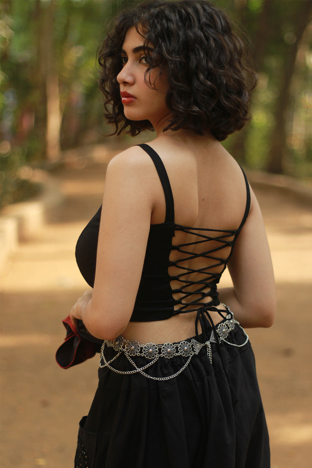 Moha | Backless Lace-Up Blouse | Noir