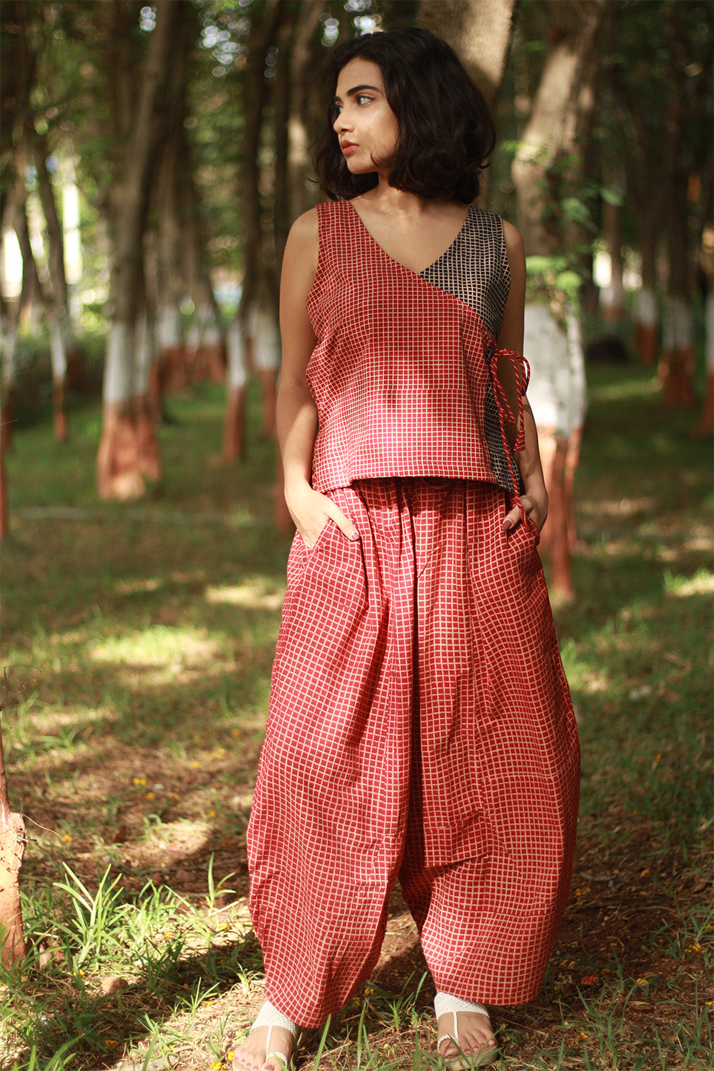Dhaariyan | Balloon Pants | Madder Ajrakh