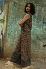 Musafir | Balloon Pants | Noir Universe Ajrakh