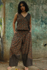 Musafir | Balloon Pants | Noir Universe Ajrakh