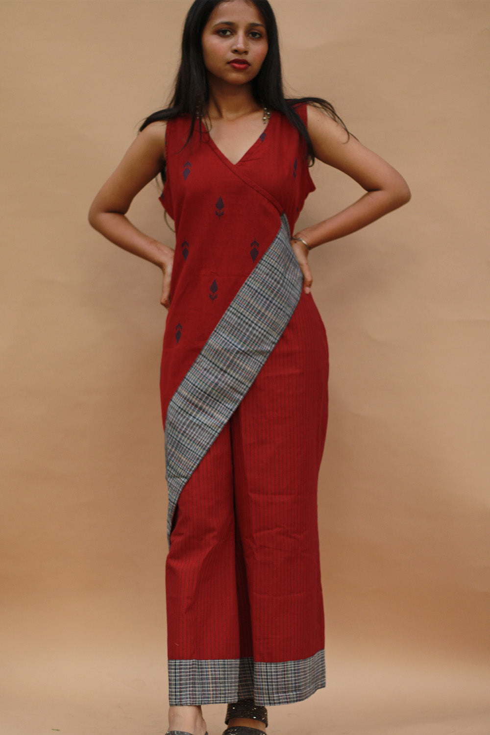 Raaya | Tapered Co-ord Set | Red with Gamcha