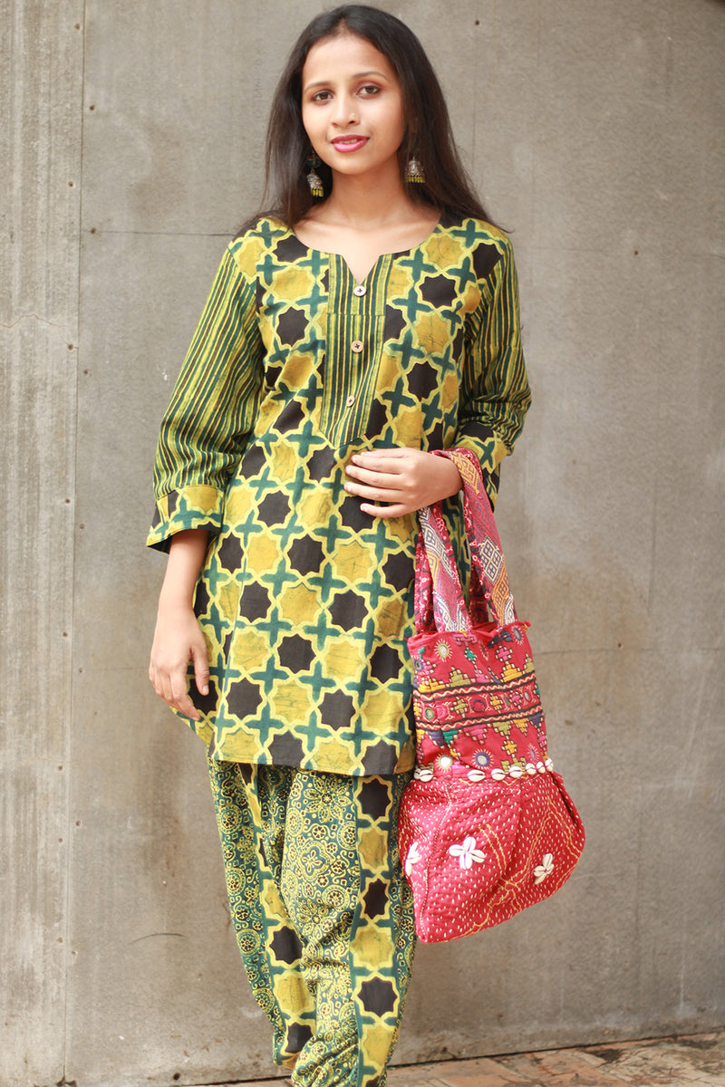 Shubhra | Dhoti Kurta Co-Ord Set | Green Shatkon Ajrakh