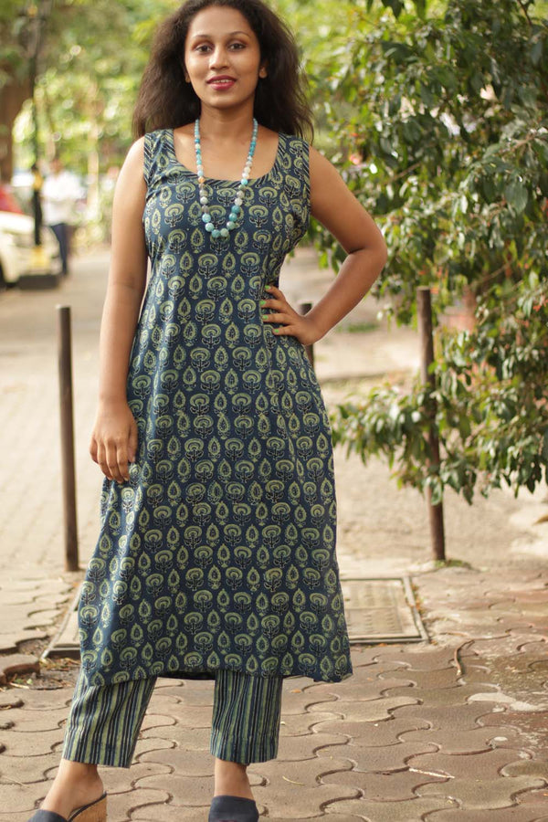 Vanya | Long Sleeveless Kurta | Green Ajrakh Jardin