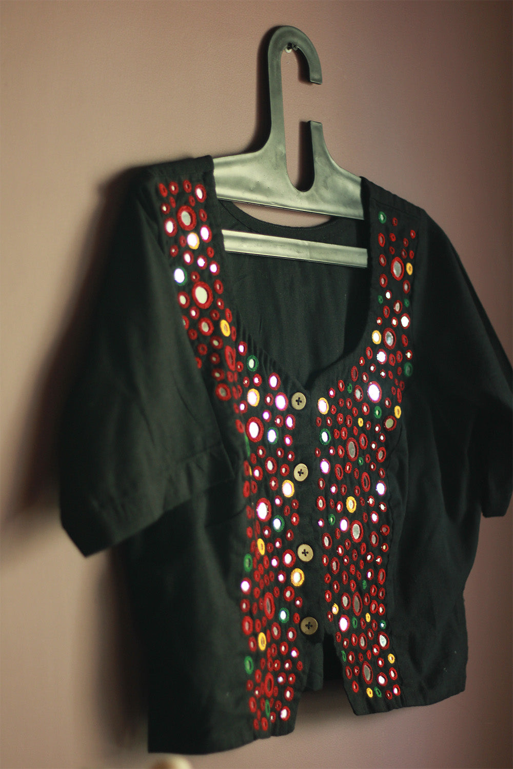 Gor Banjara | Embroidered Cropped Shirt-Blouse | Noir