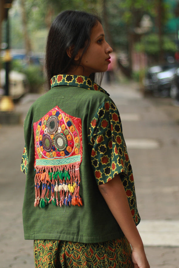 Cropped Shirt /  Blouse with Mirrorwork | Green