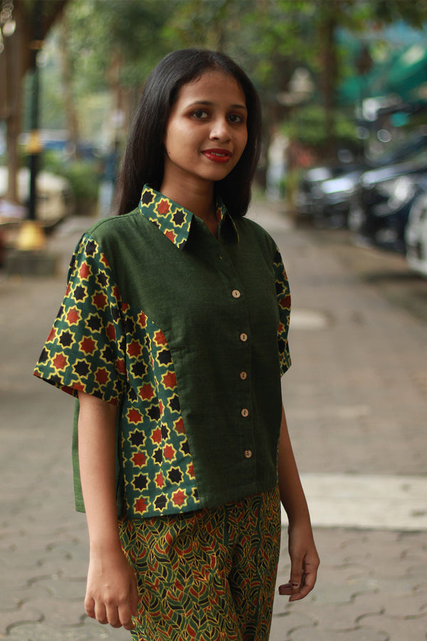 Cropped Shirt /  Blouse with Mirrorwork | Green