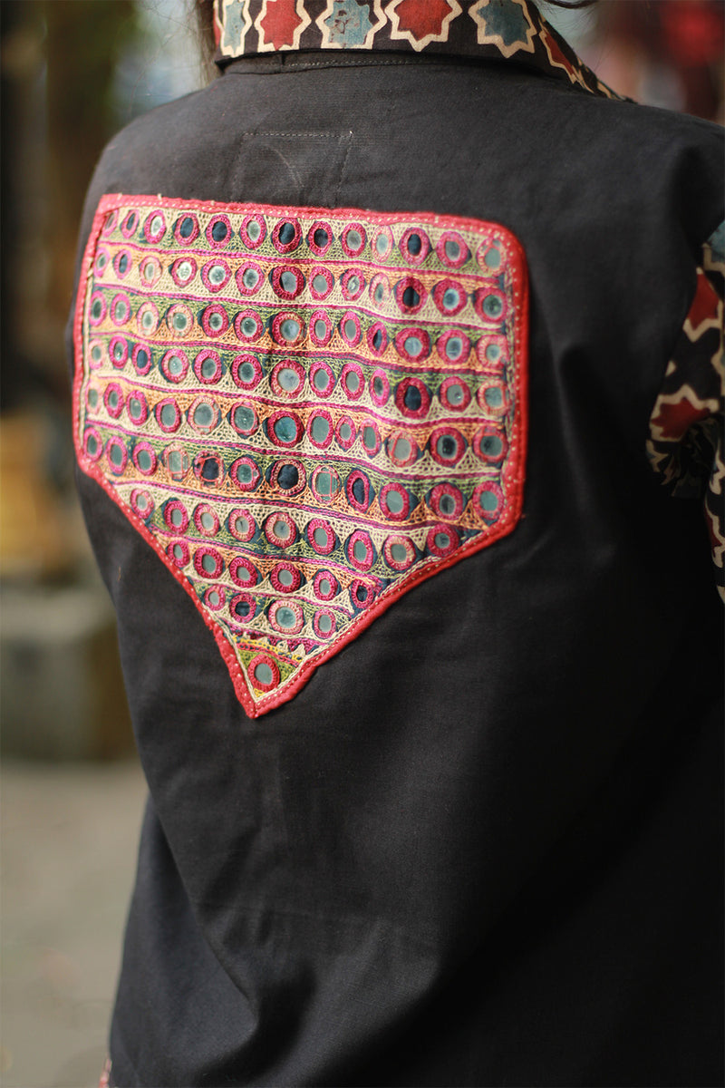 Cropped Shirt /  Blouse with Mirrorwork | Noir