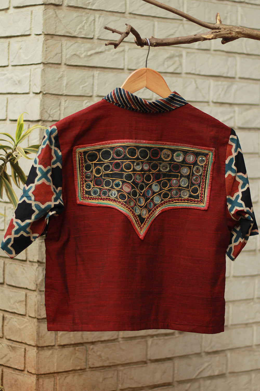 Cropped  Shirt-Blouse With Mirrorwork | Rouge
