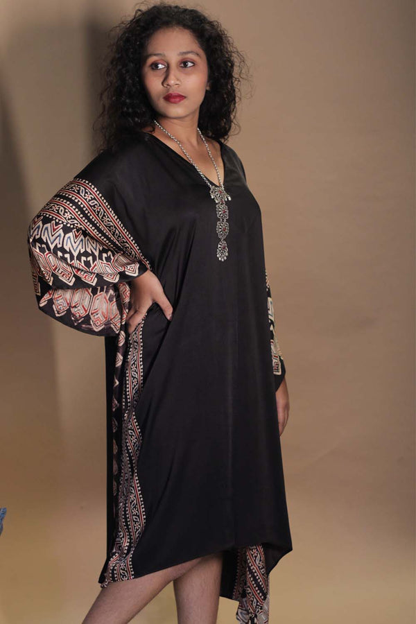 Sitaara | Modal Kaftan | Noir Abstract Ajrakh