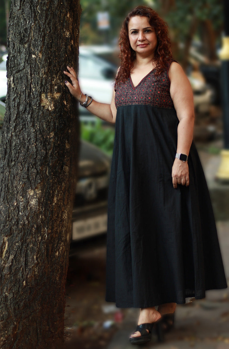 Khwaab | Long Kali Dress | Noir