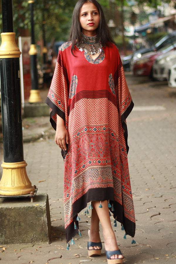 Sitaara | Modal Kaftan | Madder Circles Ajrakh