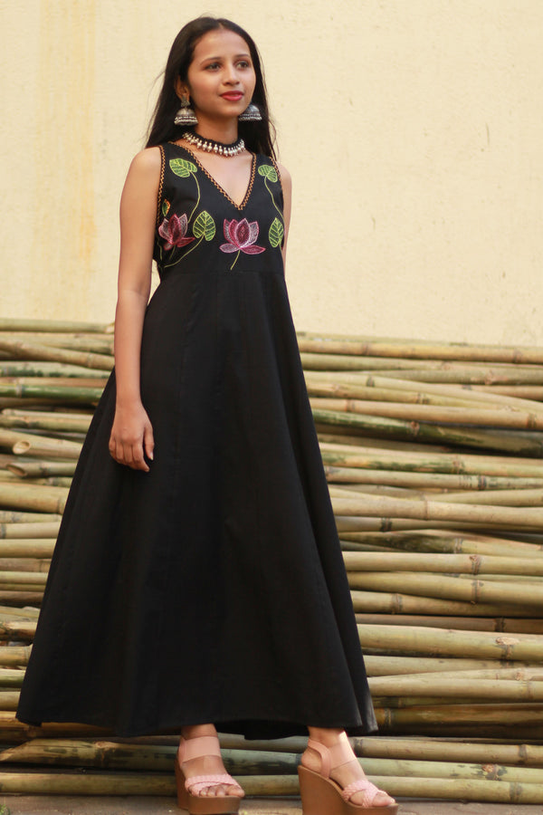 Saroj | Khwaab | Long Kali Dress | Noir