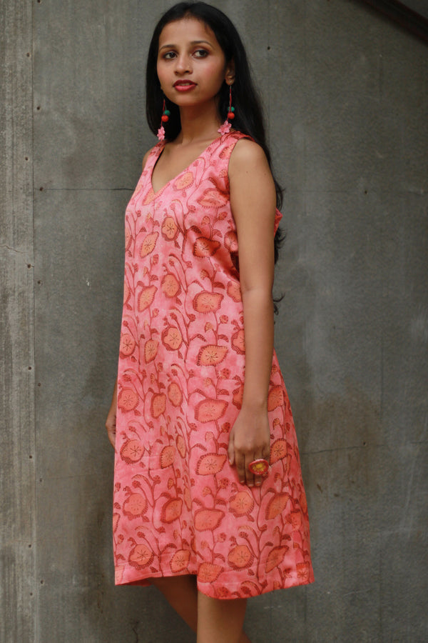 Noor | Sleeveless Modal Dress | Peach Vanaspati