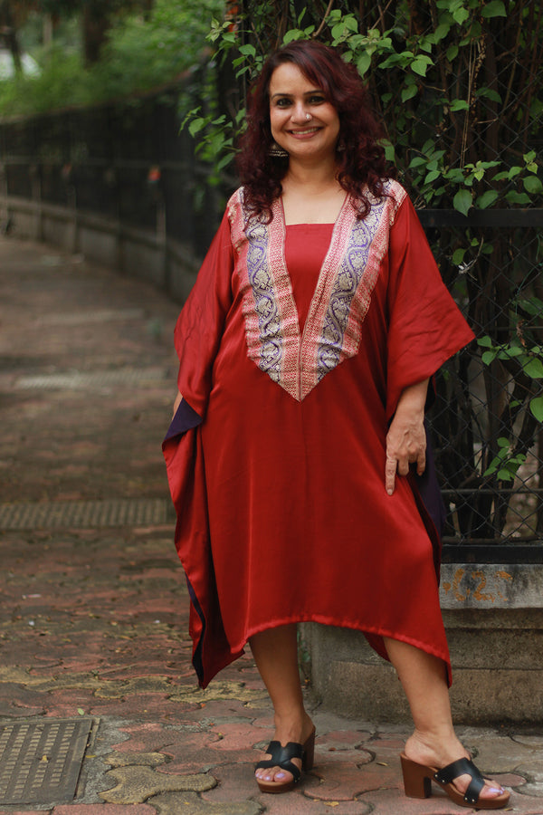 Banarasi Sitaara | Modal Silk Kaftan | Maroon