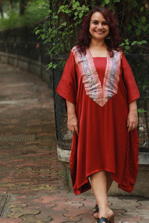 Banarasi Sitaara | Modal Silk Kaftan | Maroon