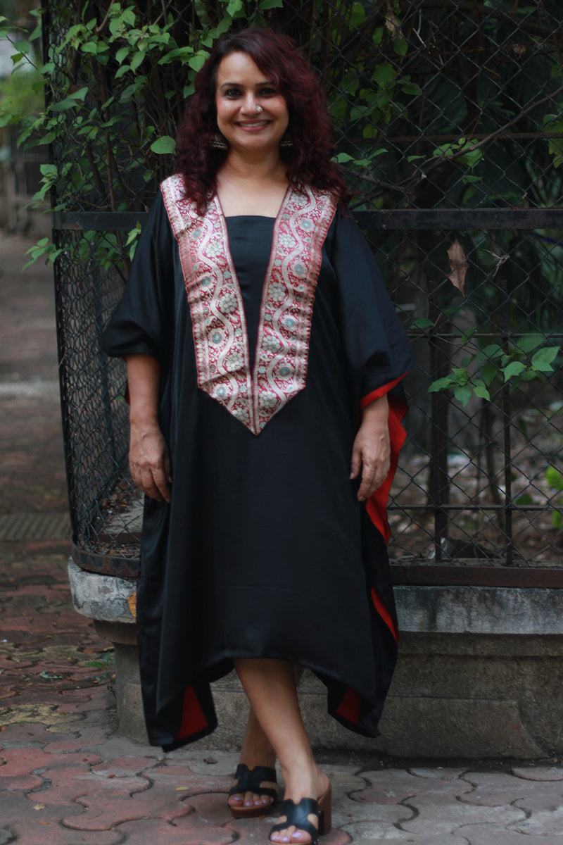 Banarasi Sitaara | Modal Silk Kaftan | Noir