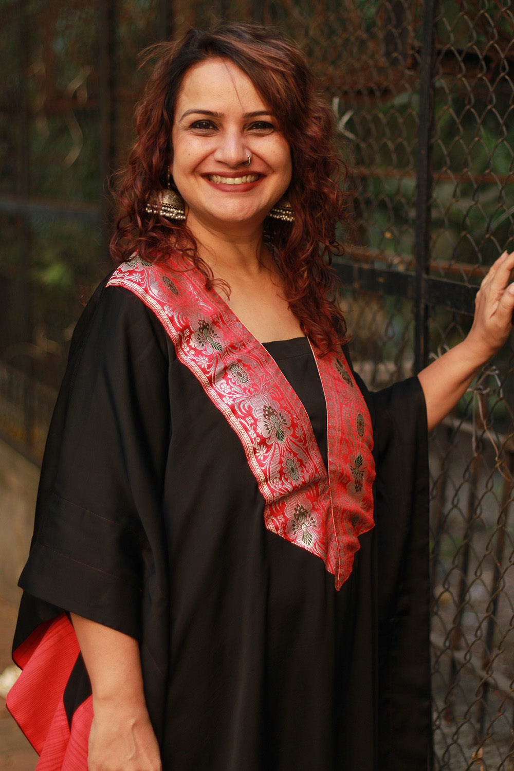 Banarasi Sitaara | Modal Silk Kaftan | Noir