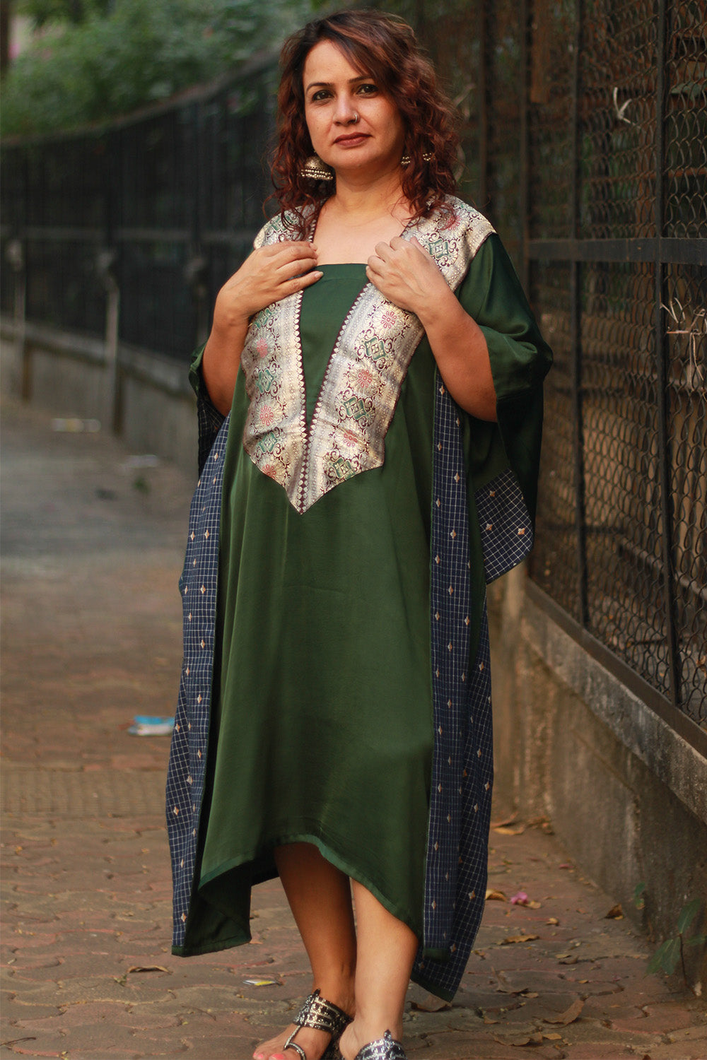 Banarasi Sitaara | Modal Silk Kaftan | Green