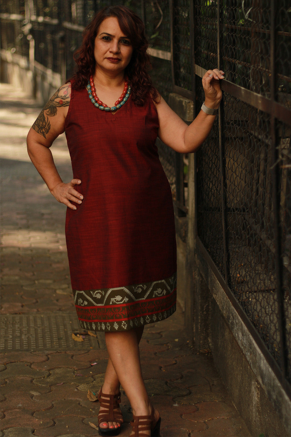 Cherry Fig | Sleeveless Short Dress | Maroon