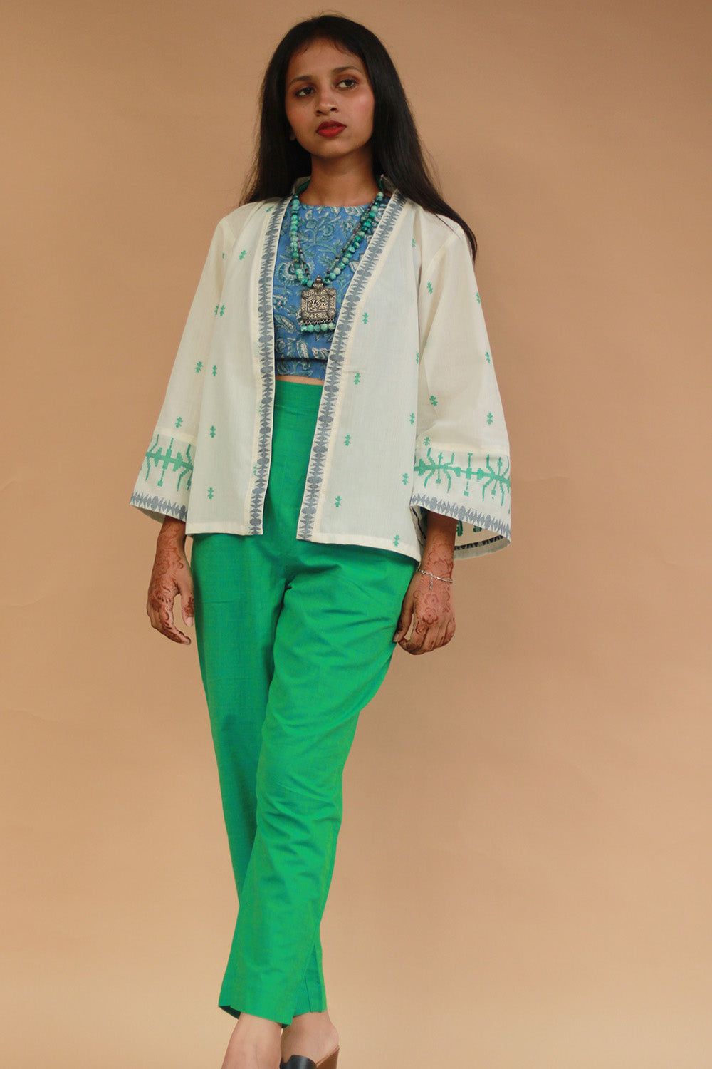 Raahat | Light Jacket | Jamdani | White with Green