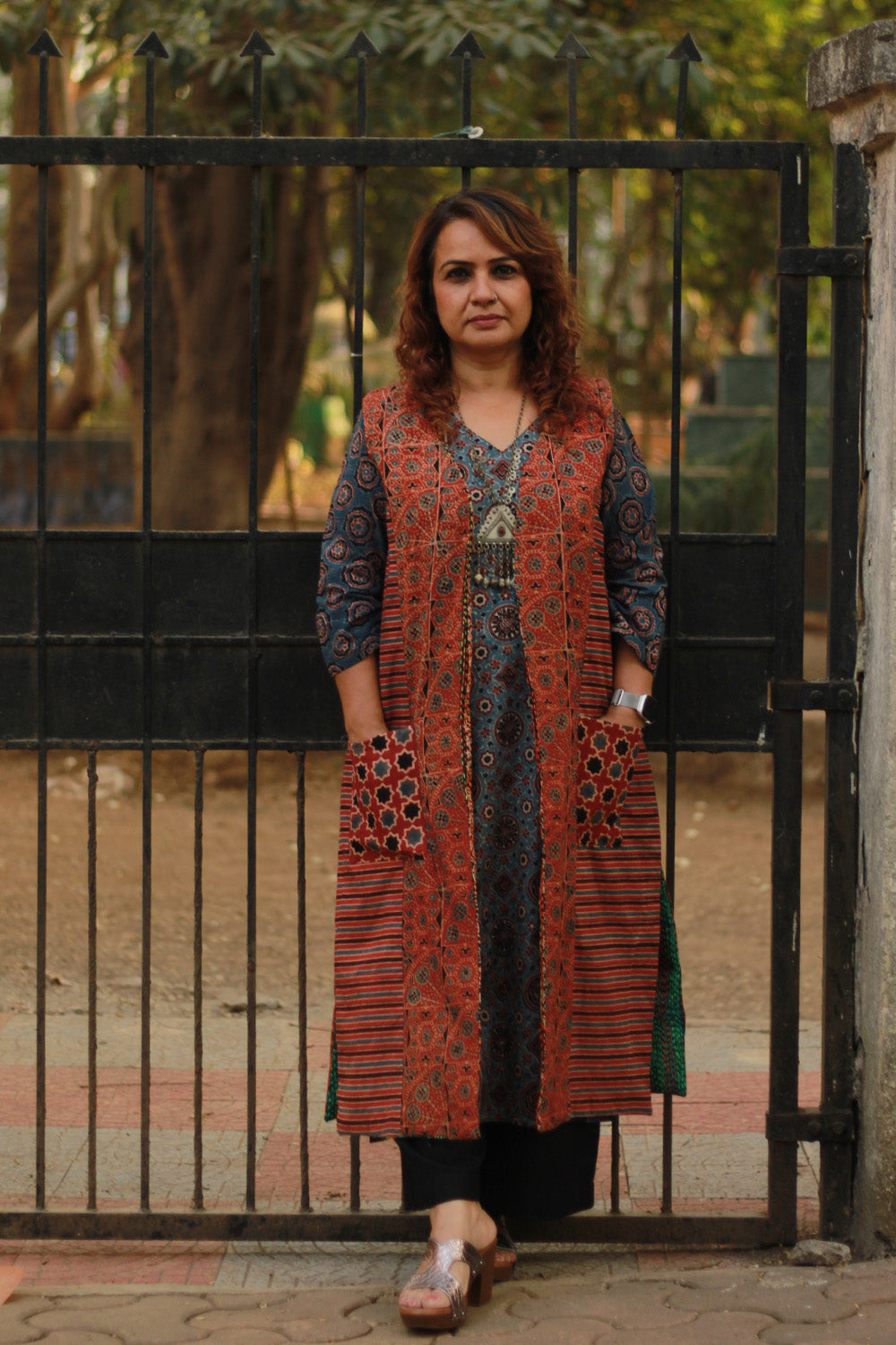 Dohra | Reversible Jacket | Mosaic Kantha Silk / Madder Ajrakh