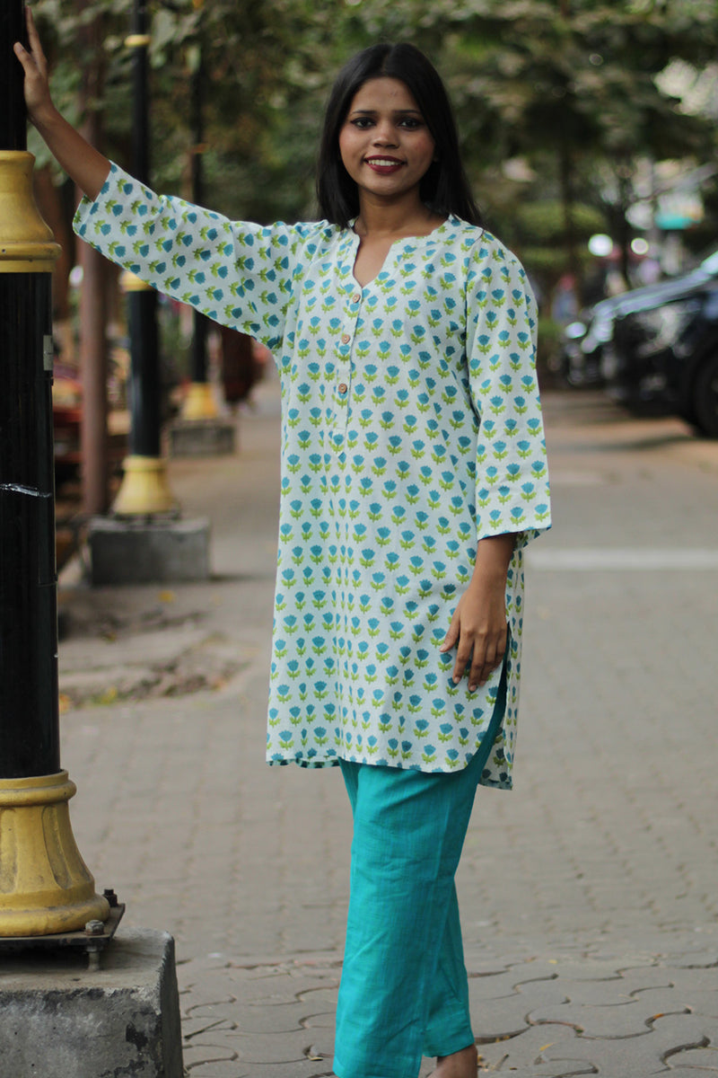 Short Kurta | Aqua Floral Sanganeri