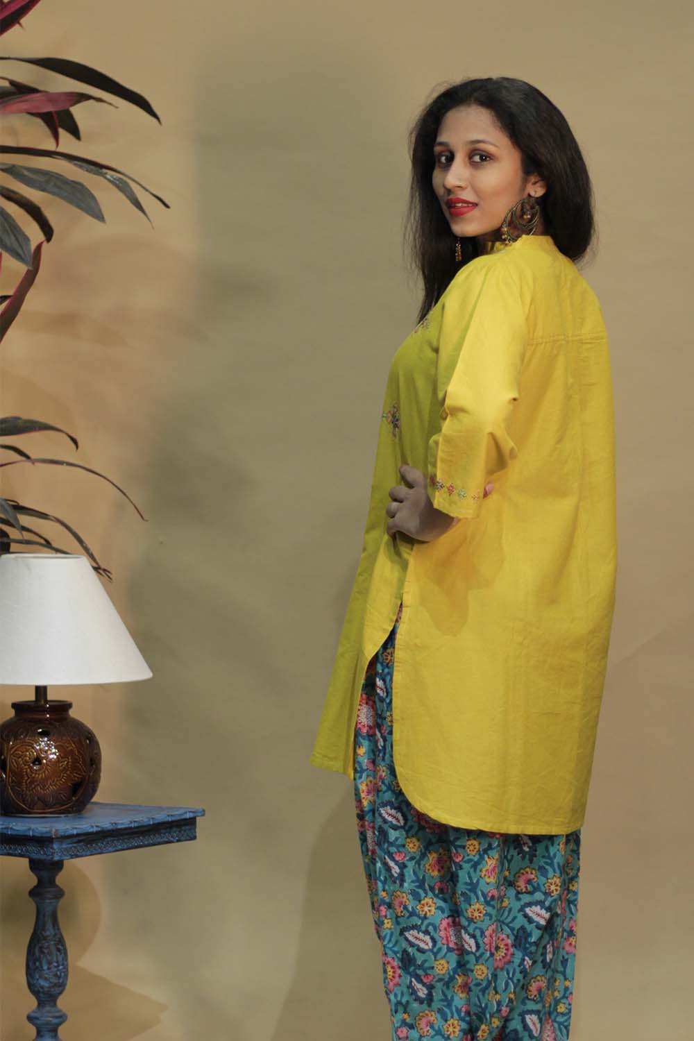 Sufiyana | Soof Embroidered Kurta | Lemon