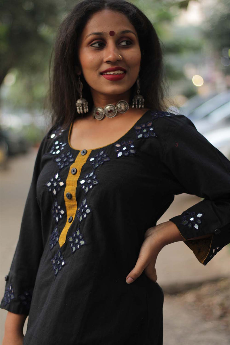 Shishej | Kurta with Floral Pattern Mirrorwork | Black