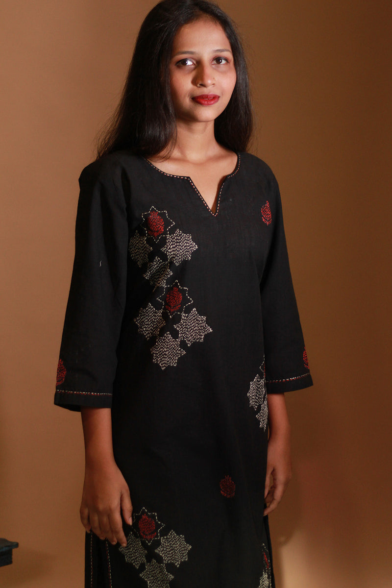 Riya | Embroidered Cotton Kurta | Black