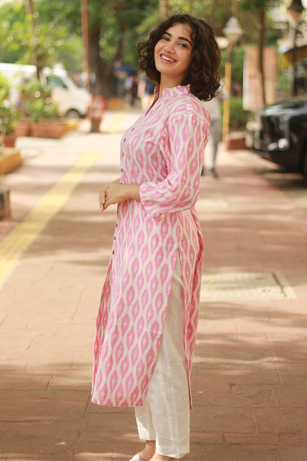 Vritti | Ikkat Kurta | Pink