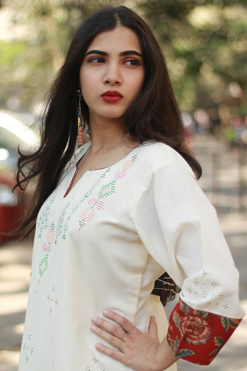 Daana | Tangaliya Kurta | Ivory With Red Sanganeri