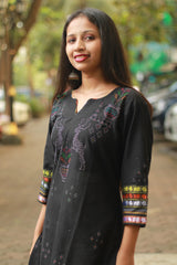 Daana | Tangaliya Kurta | Noir With Khunn