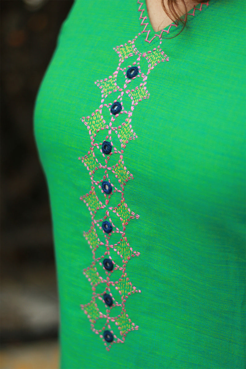 Riya | Sleeveless Embroidered Cotton Kurta | Teal