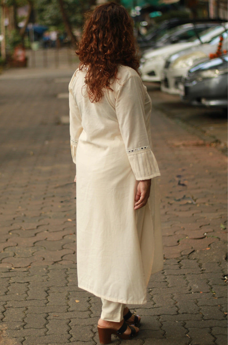 Shishej | Kurta With Mirrorwork | Ivory