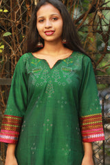 Daana | Tangaliya Kurta | Green with Multicolour Khunn