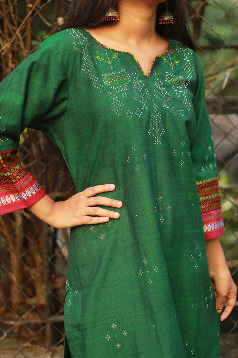Daana | Tangaliya Kurta | Green with Multicolour Khunn