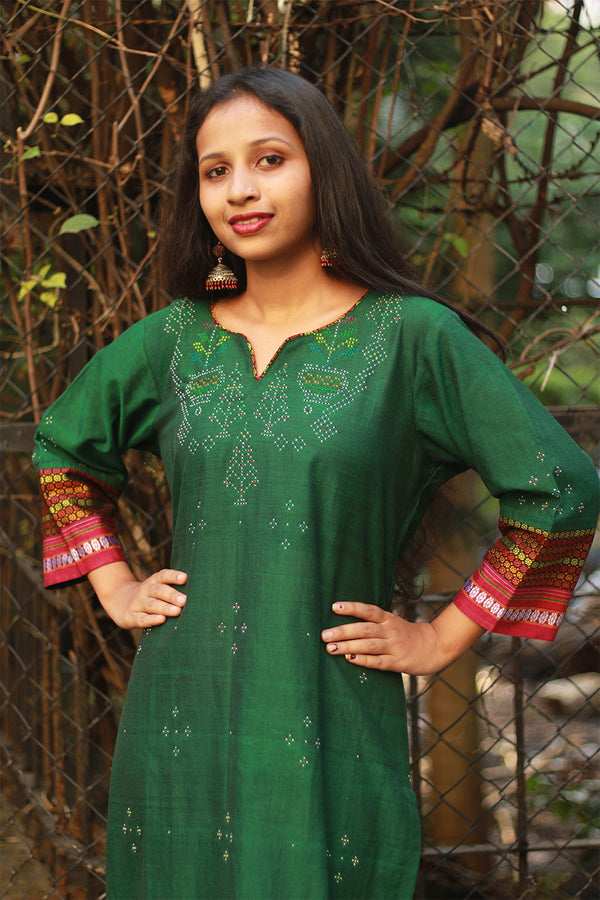 Daana | Tangaliya Kurta | Green with Multicolour Khunn