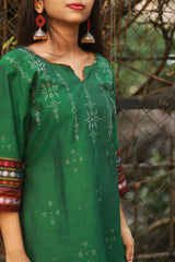 Daana | Tangaliya Kurta | Green with Multicolour Khunn