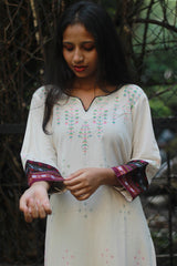 Daana | Tangaliya Kurta | Ivory with Multicolour Khunn