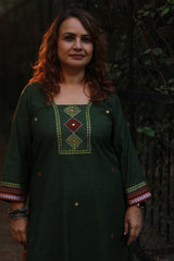 Riya | Embroidered Cotton Kurta | Green