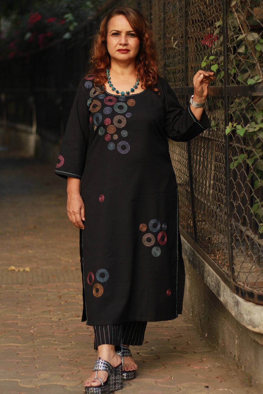 Riya | Embroidered Cotton Kurta | Noir