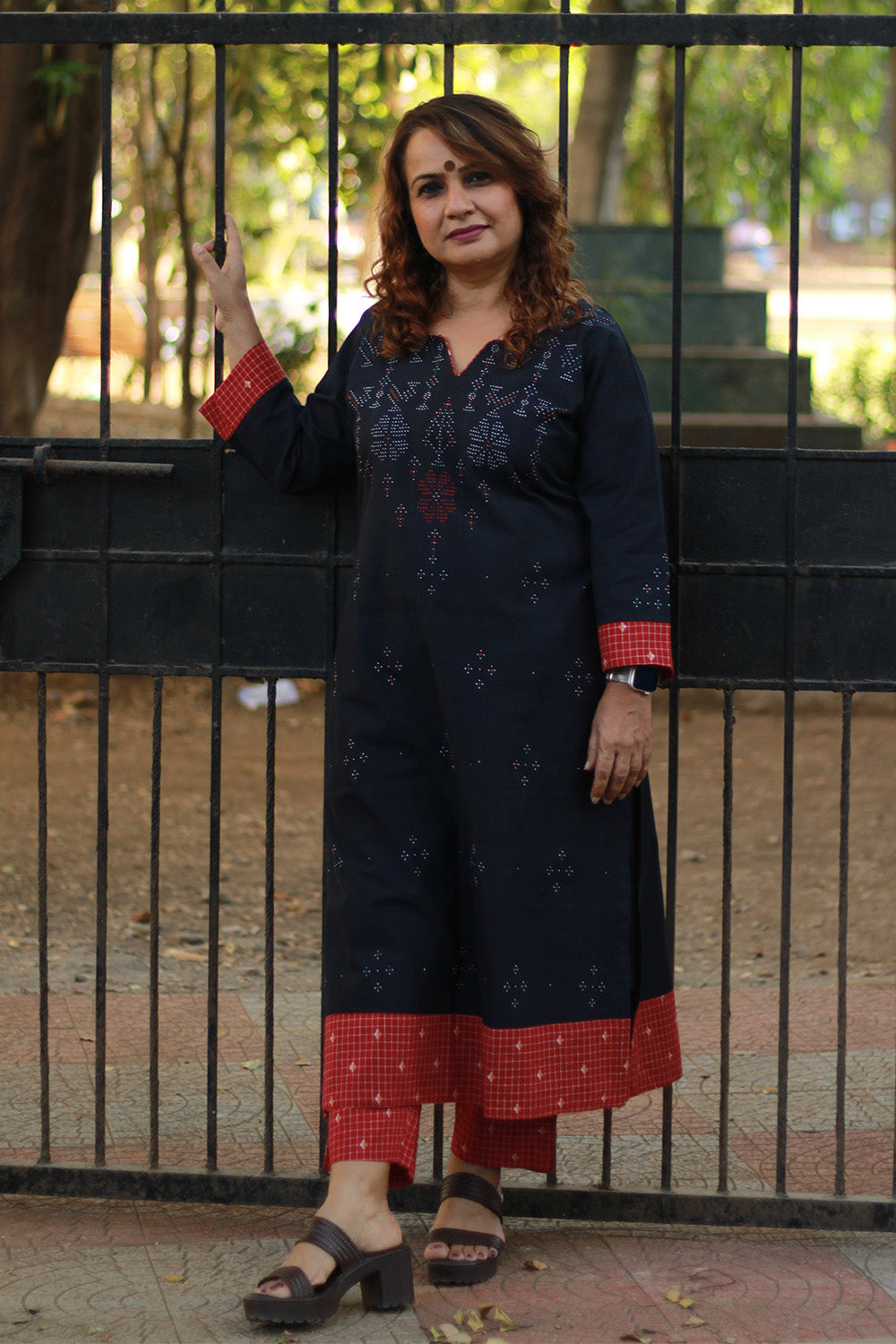 Daana | Tangaliya Kurta | Blue with Rouge Checks