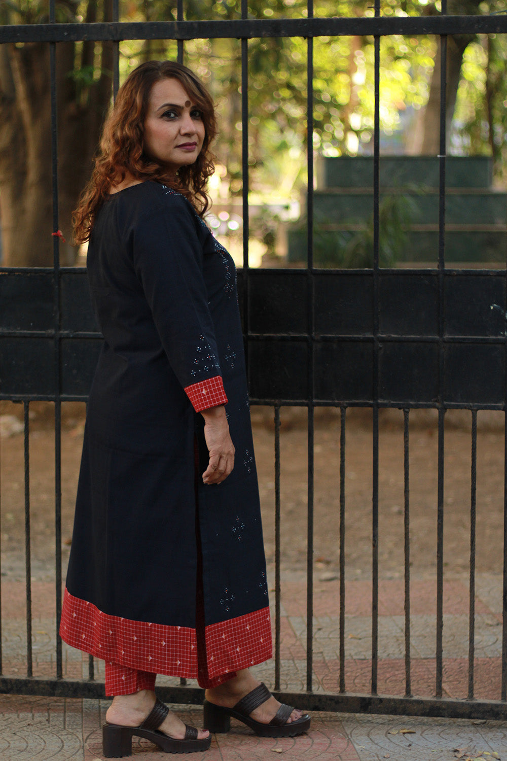 Daana | Tangaliya Kurta | Blue with Rouge Checks