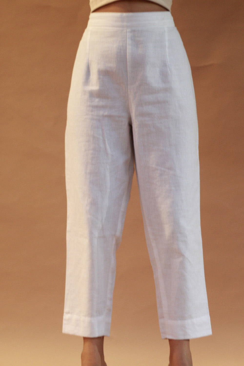 Amala | Slim Pants | White