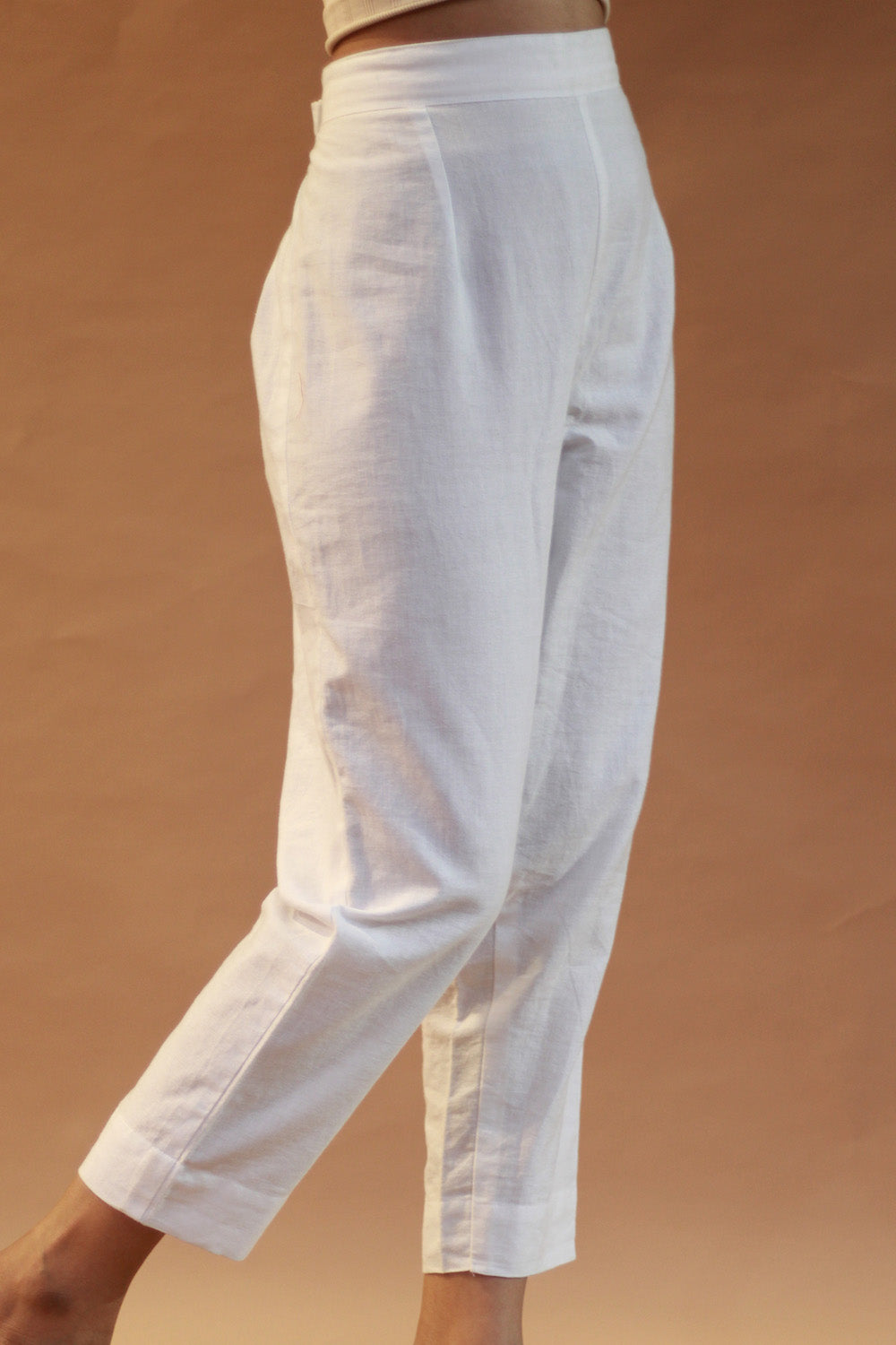 Amala | Slim Pants | White