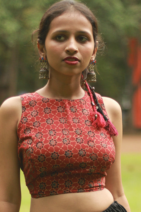 Mastaani | Reversible Blouse | Noir with Rust Trellis & Lotus Ajrakh
