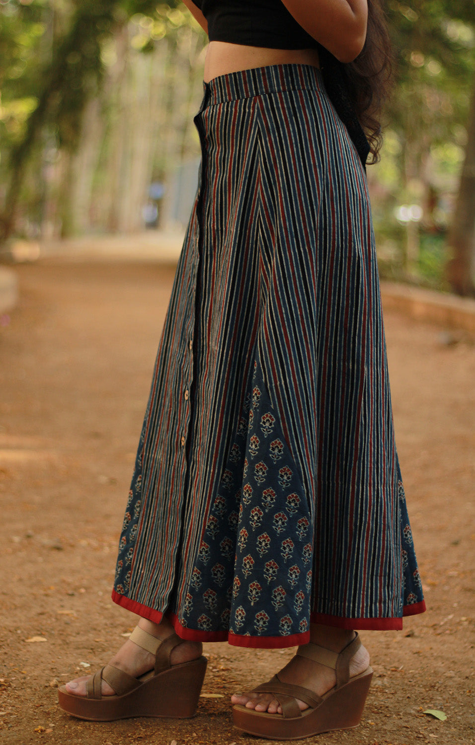 Aranya | Front-Buttoned Skirt | Blue Ajrakh
